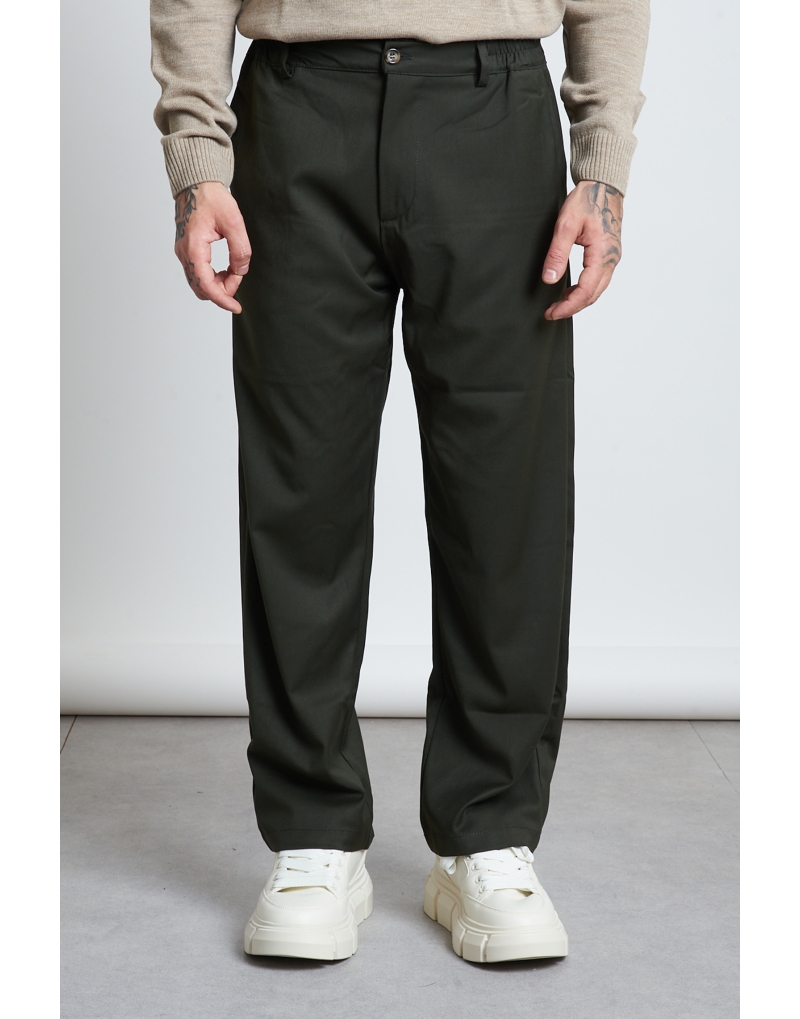 Pantalone a palazzo militare